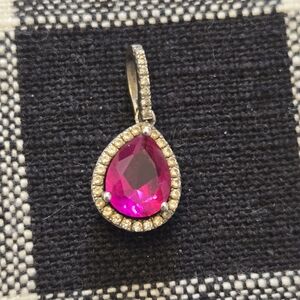 Elegant Pink Teardrop Pendant